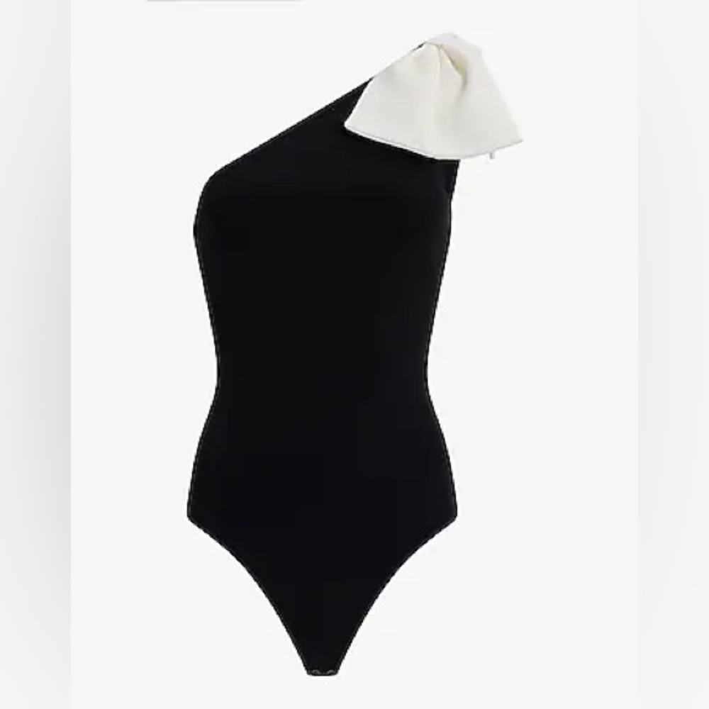 Express One-Shoulder Bodysuit w/ Statement Bow – Size XL